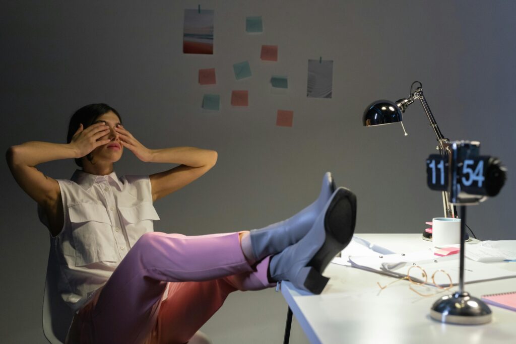 Comment J’ai Transformé Mes 90 Heures de Travail Hebdomadaire en Succès Productif